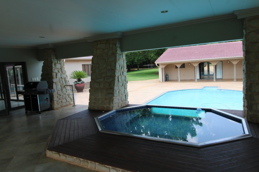 11 Bedroom Property for Sale in Van Der Hoff Park North West